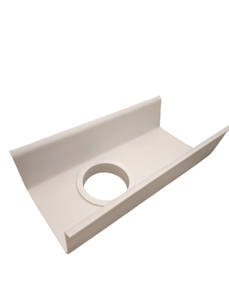 EMPALME CON BAJANTE PARA CANAL DE LLUVIA 6" CUADRADA CON DESCARGA DE 4"  PVC COLOR BLANCO REF. CTV-D02-06 MARCA TINAPLAS