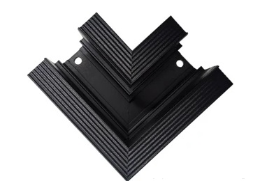 UNION CONECTOR ANGULO P/TECHO / PARED METAL NEGRO P/ RIEL TRACK LIGHT 48 V EMPOTRAR MAGNETICO LUMIND