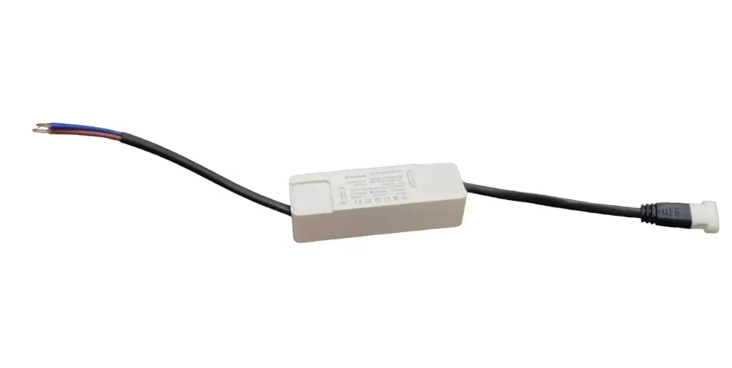 DRIVER 10W PARA SPOTLIGHT SERIE LAMBA XCL07 REF. XCD02 MARCA ILUMINAK