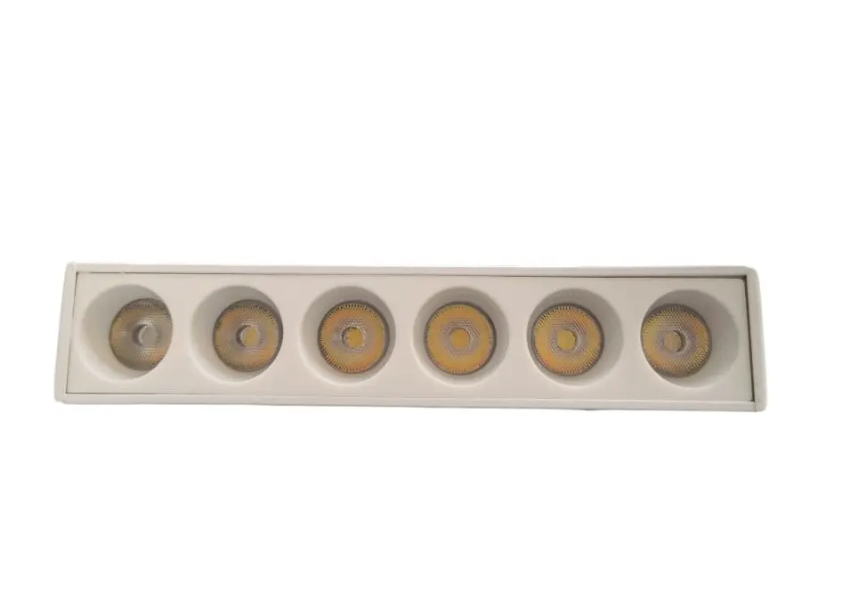 LAMPARA LED LINEAL MULTISPOT 6W 48V 3CCT 2.2 X 10.8 CM IP20 600LM BLANCO P/RIEL MAGNET. REF. LS202 MARCA ILUMINAK