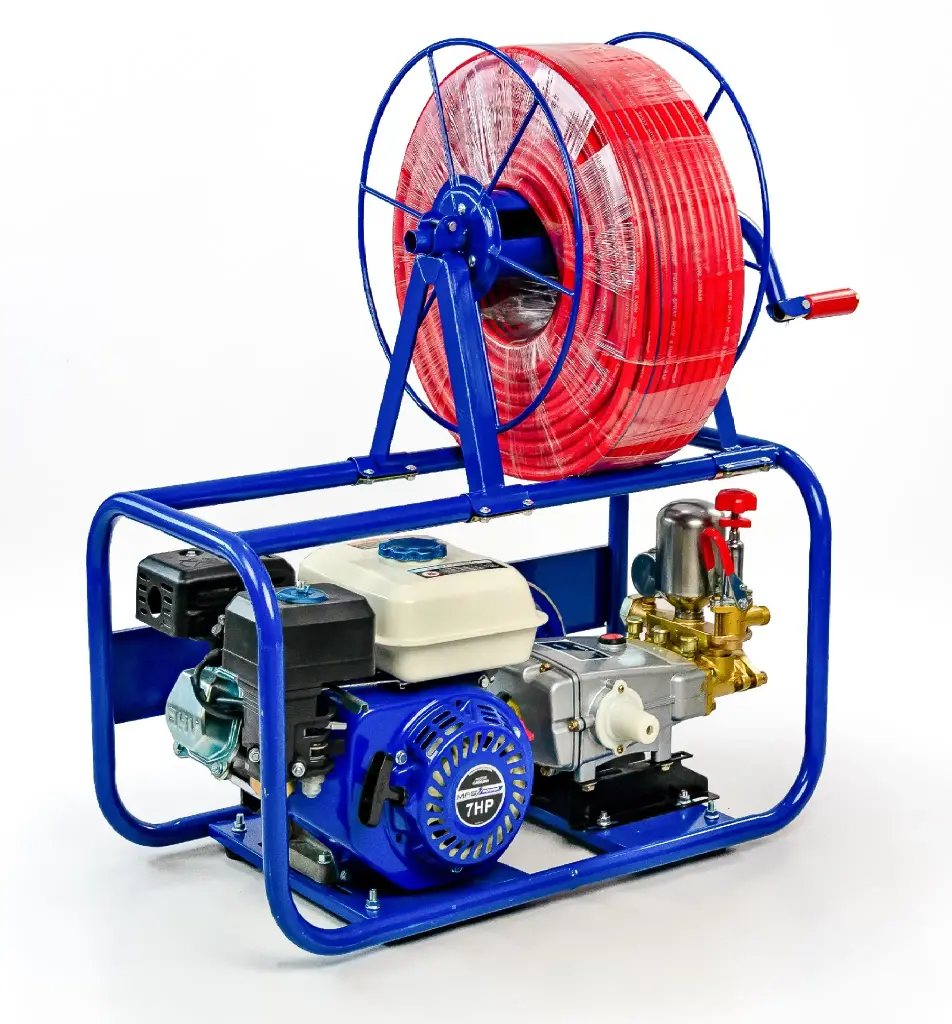 FUMIGADORA ESTACIONARIA A GASOLINA 6.5HP 163CC MOTOR 4T BOMBA B22A 1200RPM 640PSI 22LTS/MIN (CON CHASIS) INCLUYE ROLLO DE MANGUERA 100MTS MOD. F22G REF. EFU-1000 MARCA MAG
