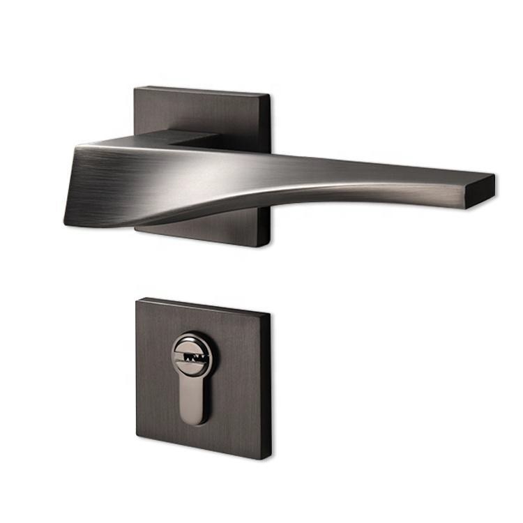 CERRADURA DE MANILLA MOD. CHIUSA PARA HABITACION - OFICINA NEGRO CEPILLADO REF. CER.06.07 MARCA BARI
