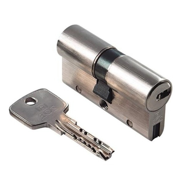 CILINDRO TIPO ASTRAL DE 60 MM PLANA ACANALADA 6 PINES 5 LLAVES MOD. ZCE-2318B REF. CE0079 MARCA ZOE