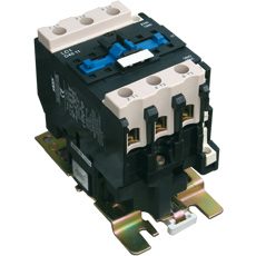 CONTACTOR DE 40 AMP AC3 / 60AMP AC1 EN 220 VAC DE 3P ( 50 / 60 HZ ) REF. 00402 MARCA EBCHQ
