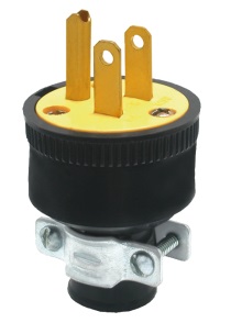 ENCHUFE BIPOLAR C/TIERRA 15 AMP 125 V GOMA NEGRA CON ABRAZADERA METAL REF. KOB-055 MARCA KOBY