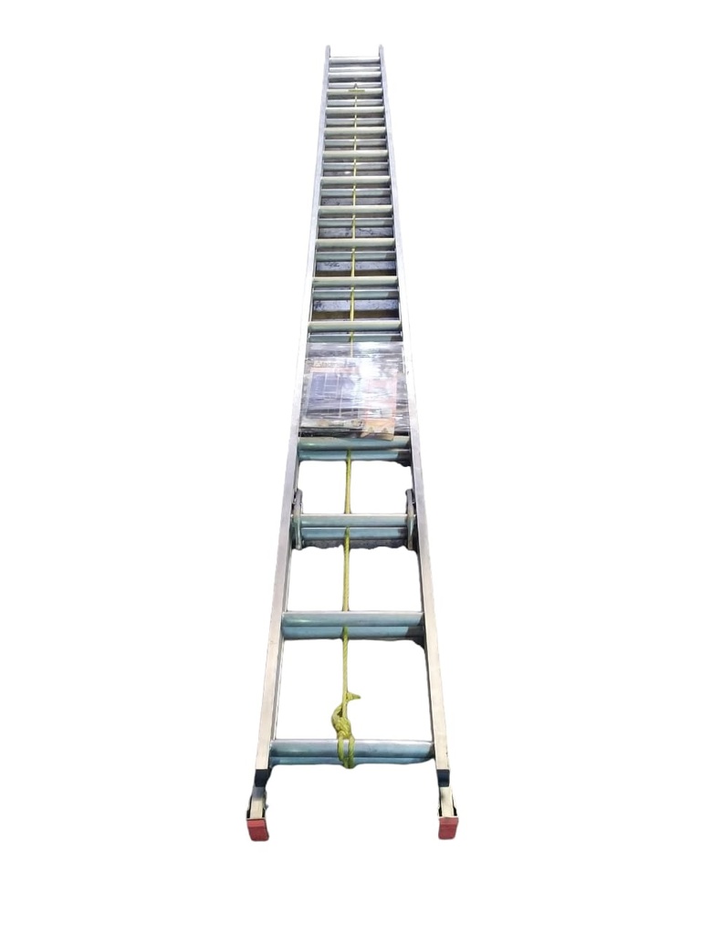 ESCALERA DE ALUMINIO IND. EXTENSIBLE DE 32 TRAMOS 480 CM X 480 CM X 40 CM REF. D006 MARCA ALADINO