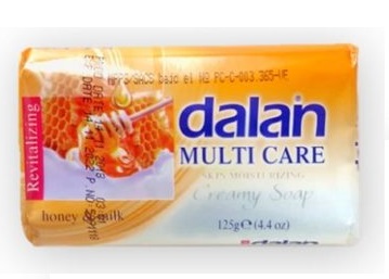 JABON TOCADOR ANTIBACTERIAL FRAGANCIA MIEL Y LECHE DE 75 GR COD. 4380001 REF. 00204 MARCA DALAN