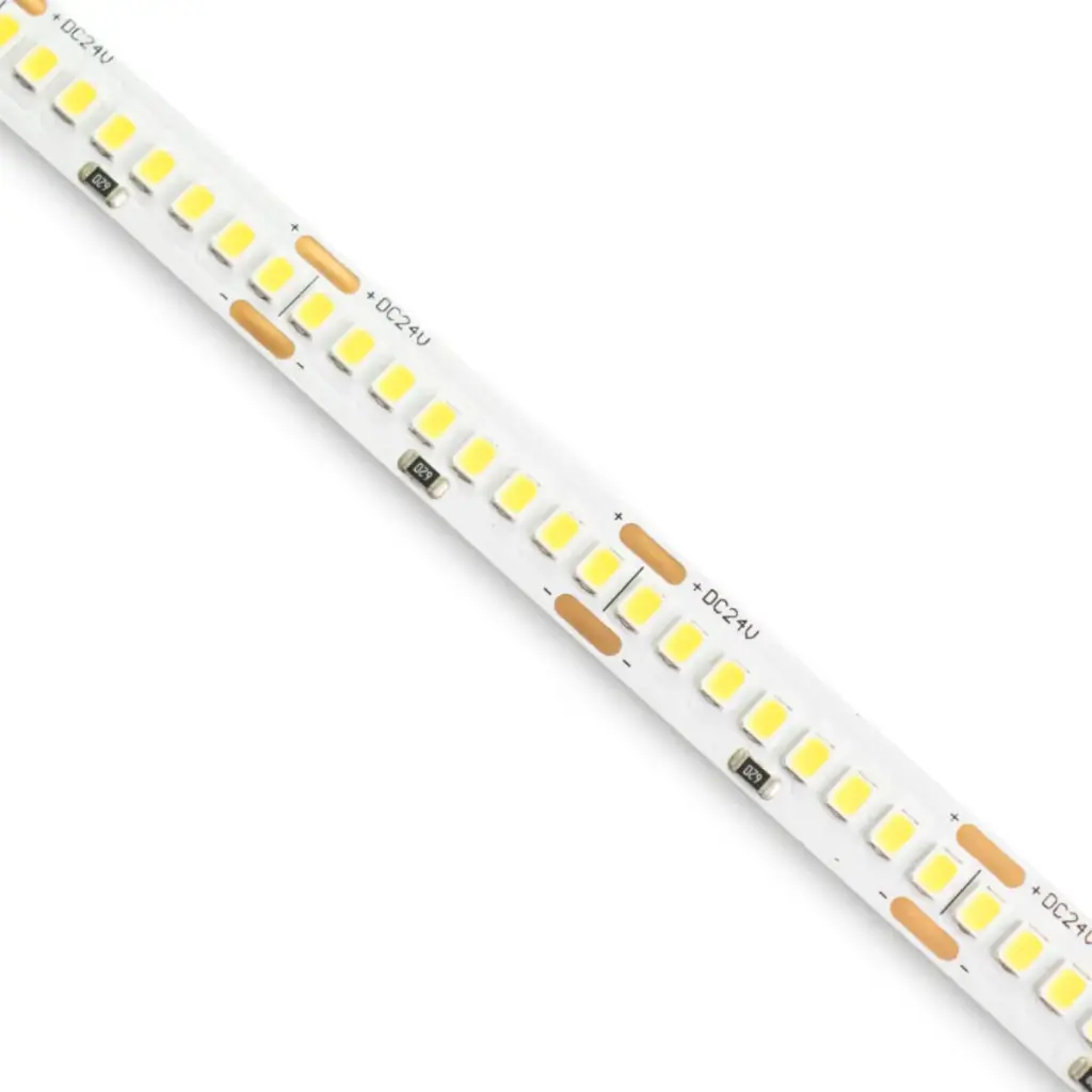 KIT DE CINTA LED SMD 5 MTS 24V 6000K 240LEDS/MTS 14.4 W/MT SIN TRANSF REF. LUM-262 MARCA LUMIND
