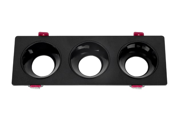 LAMPARA SPOT TRIPLE CUADRADO EMPOTRABLE P/DICROICO GU10 NEGRO BRILLANTE REF.LUM-778 MARCA LUMIND