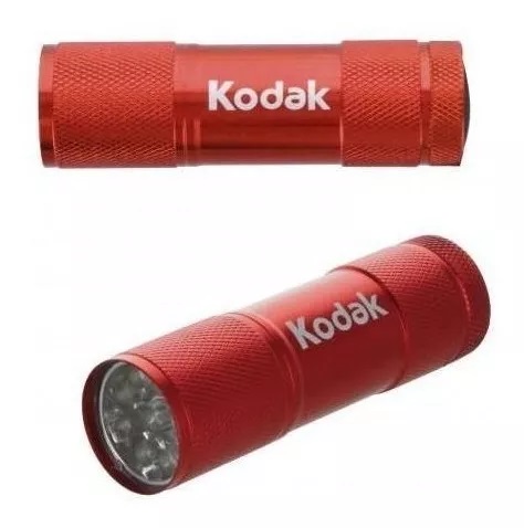 LINTERNA 9 LED FLASLUGTH BAT. AAA NO INCLUYE BATERIA COLOR ROJO REF. K6068 / 413229 KODAK