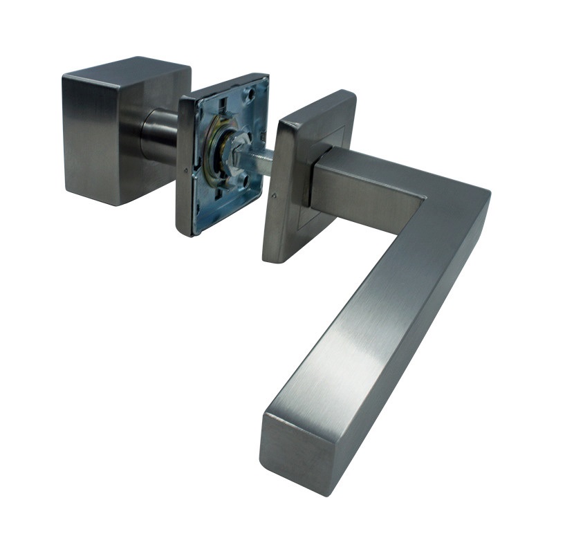 MANILLA CUADRADA P/PTA PPAL DER-IZQ MOD. PRAGA ACERO INOX MOD.ZCE-5751AAREF. CE0231 MARCA ZOE