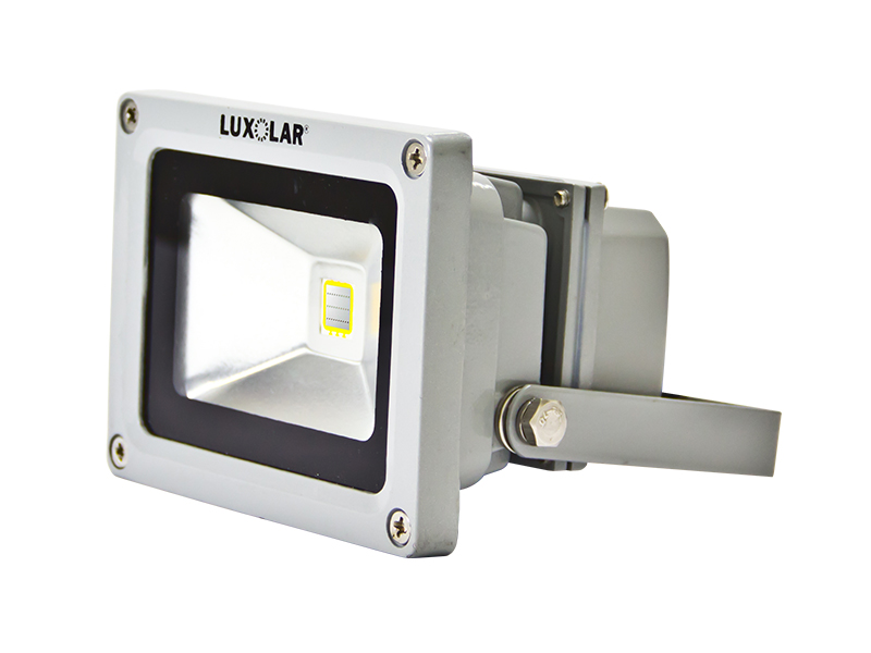 REFLECTOR LED 30 W AC 100 - 277 V RGB REF. 30WRGB MARCA LUXOLAR