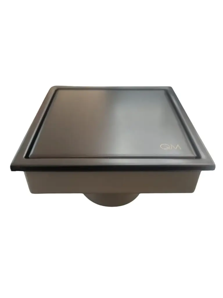 REJILLA CUADRADA / DESAGUE CENTRAL CIEGA 4" X 4" P/TUBO 3-4" SERIE MIRA C/ NEGRO MARCA QUALITY METAL