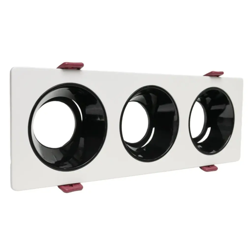 LAMPARA SPOT FIJO TRIPLE EMPOTRABLE 255 X 90 X 40MM 95 - 110V 3W C/BLANCO CARA INT. NEGRO REF: LUM-976 MARCA LUMIND