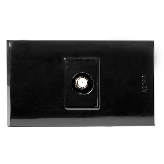 TOMA PARA TV. COLOR NEGRO REF. B302-B MARCA IGOTO