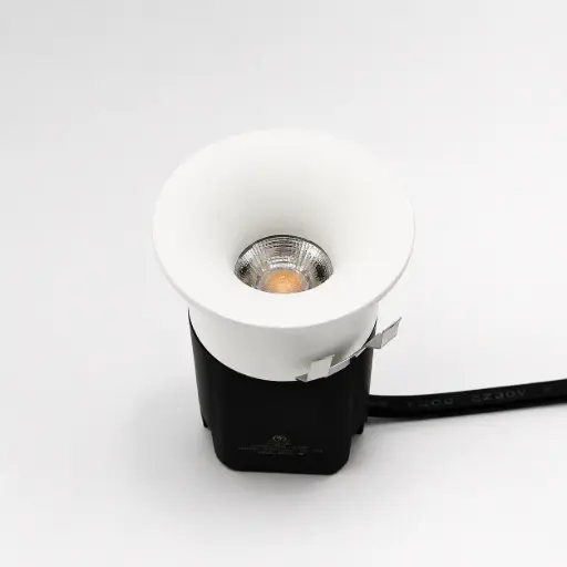 [LAM-ILU-CHM301] LAMPARA LED MINI SPOT RED EMP 3W 3000K 85 - 265V IP20  30 X 40 MM SERIE MUSEU C/ DRIVER C/ BLANCO REF. CHM301 MARCA ILUMINAK
