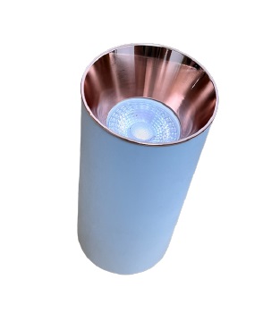 [LAM-LUM-LUM-296] LAMPARA TIPO CILINDRO BLANCO C/TAPA GOLDEN ROSE (SIN SOCATE) 71 X H 152 MM SUPERF. REF-LUM296 LUMIND
